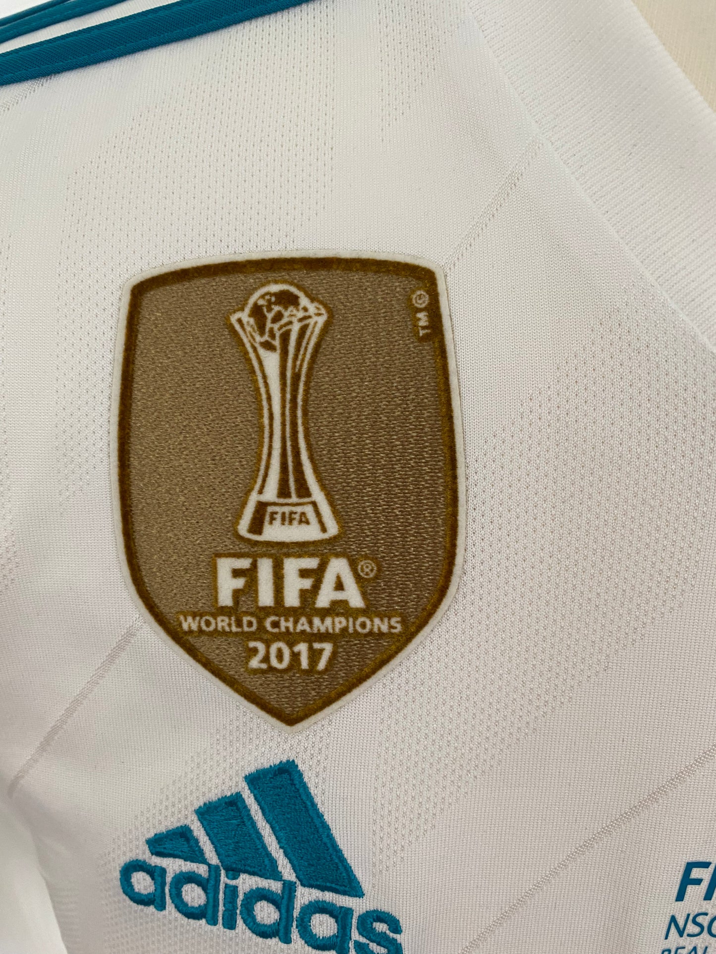 Bale 11 UCL Final Real Madrid Long Sleeve Home Shirt 2017-18 Men's Large Brand New With Tags