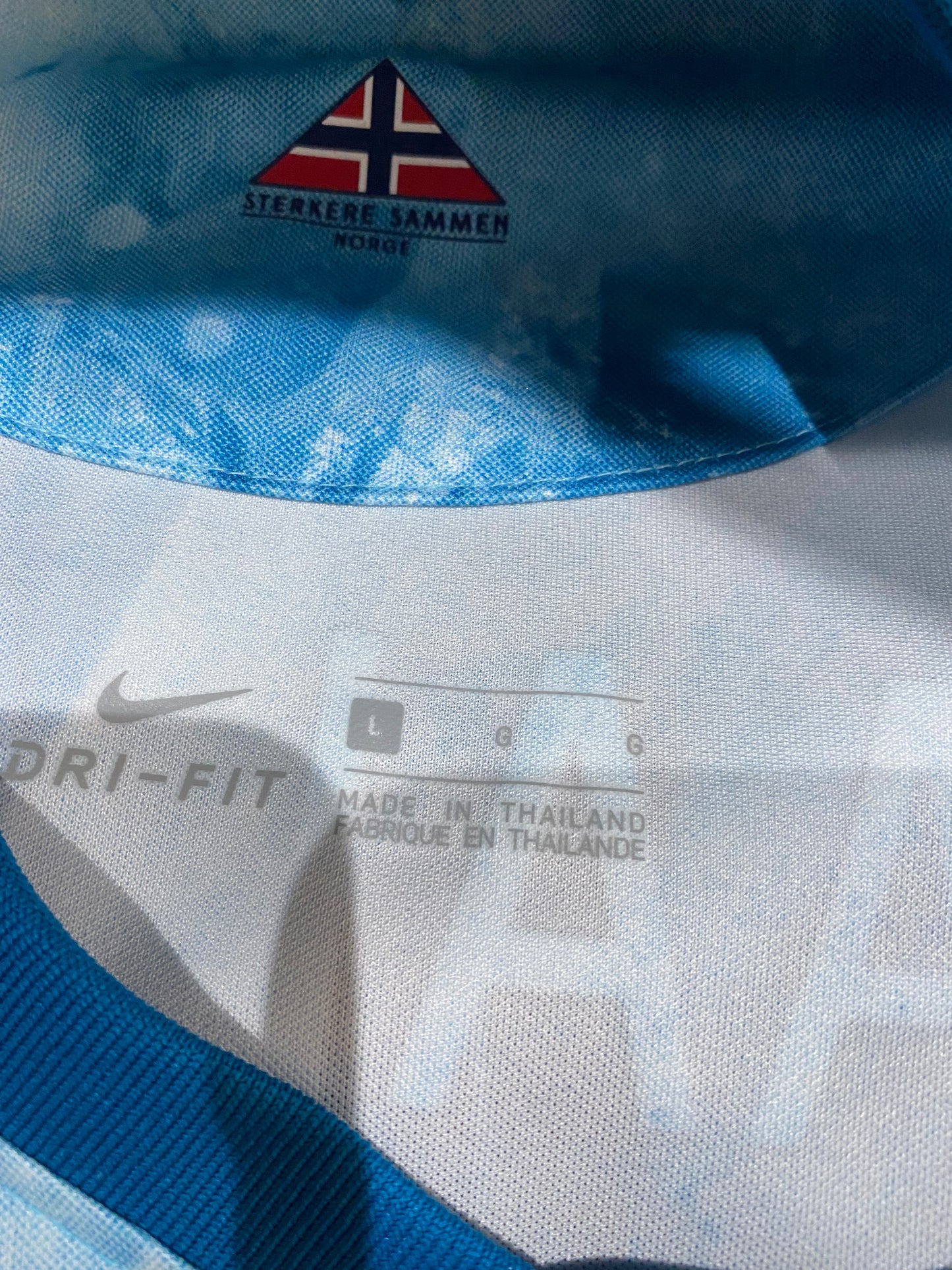 Haaland 23 2020 Norway Away Shirt Mens Large - BNWT
